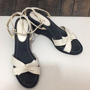 Ann Taylor string back heel shoe 7.5M